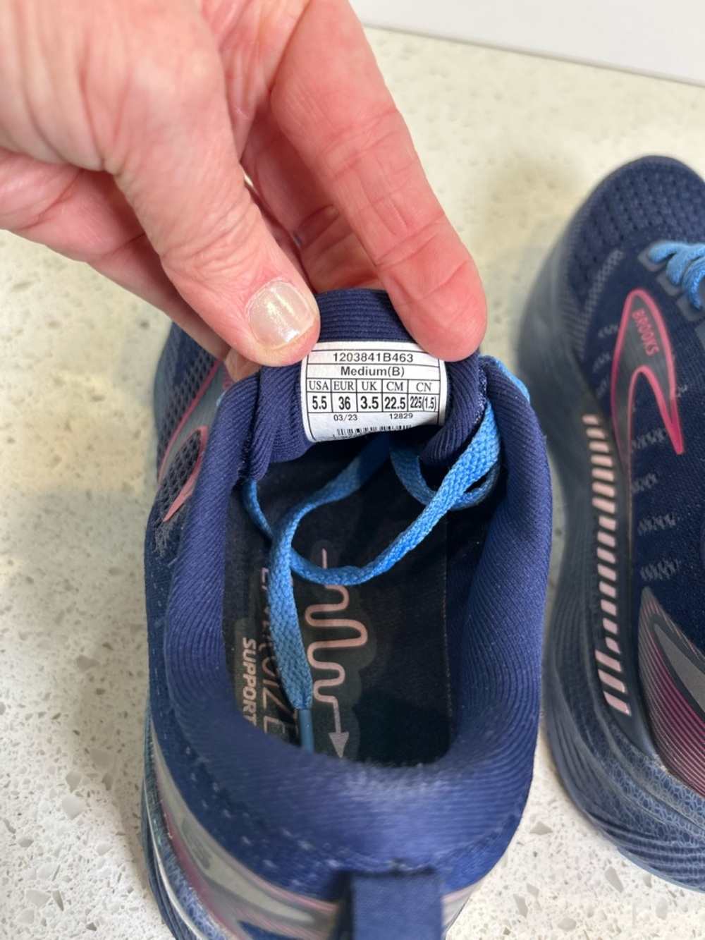 Brooks Women’s Levitate GTS 6 Supportive Running‎ Shoe 5.5 - Picture 8 of 10